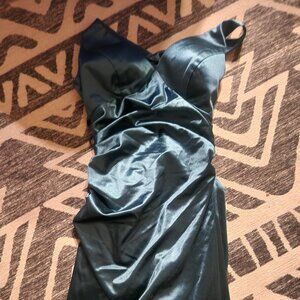 Semiformal dress